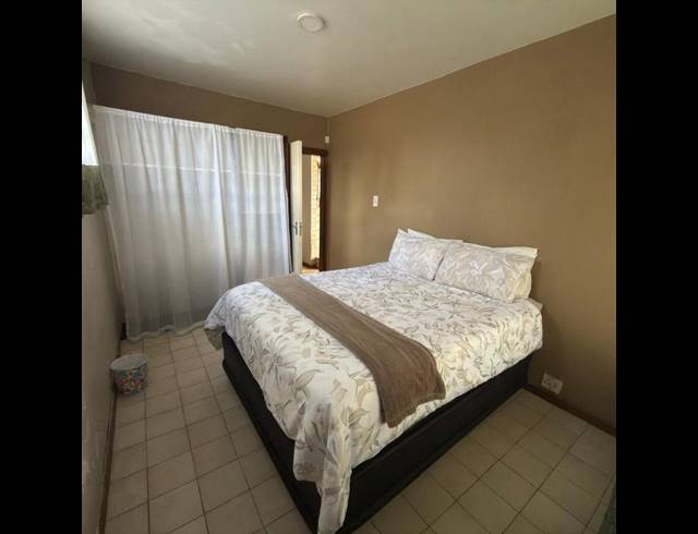 8 BEDROOM HOUSE FOR SALE IN DOC WILSON POINT